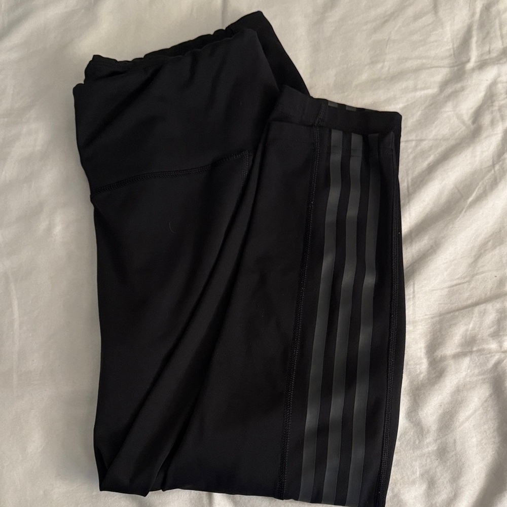 Adidas ankle length leggings